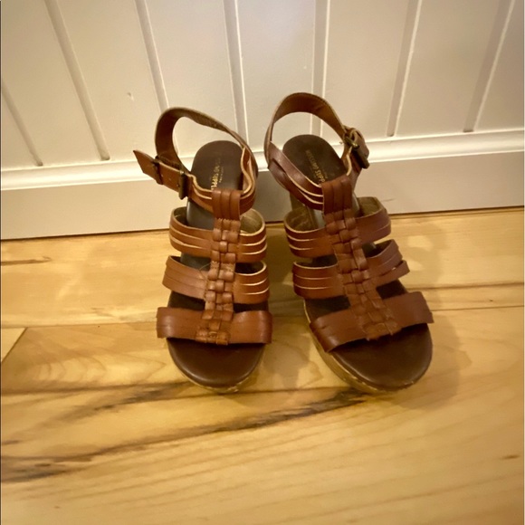Mossimo Wedges - Picture 2 of 3